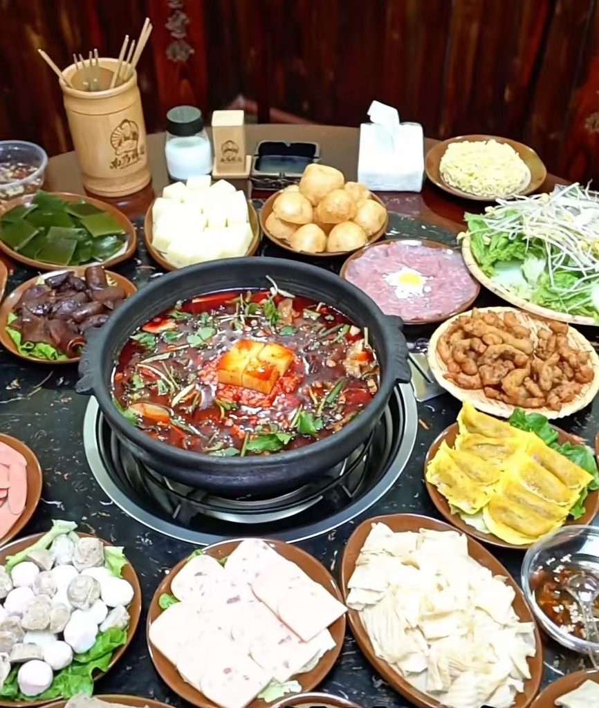安顺夺夺粉火锅秋冬美食全攻略