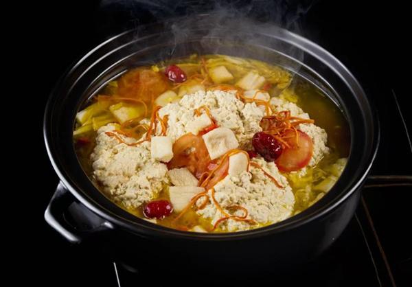 毕节骟鸡点豆腐火锅