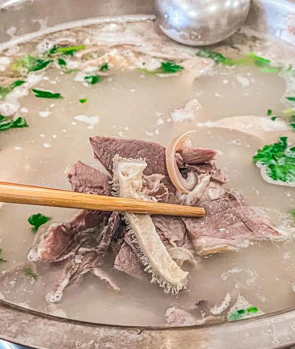 六盘水羊汤锅