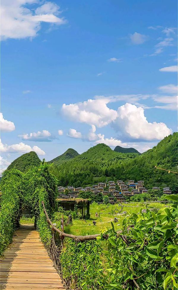 瑶山古寨